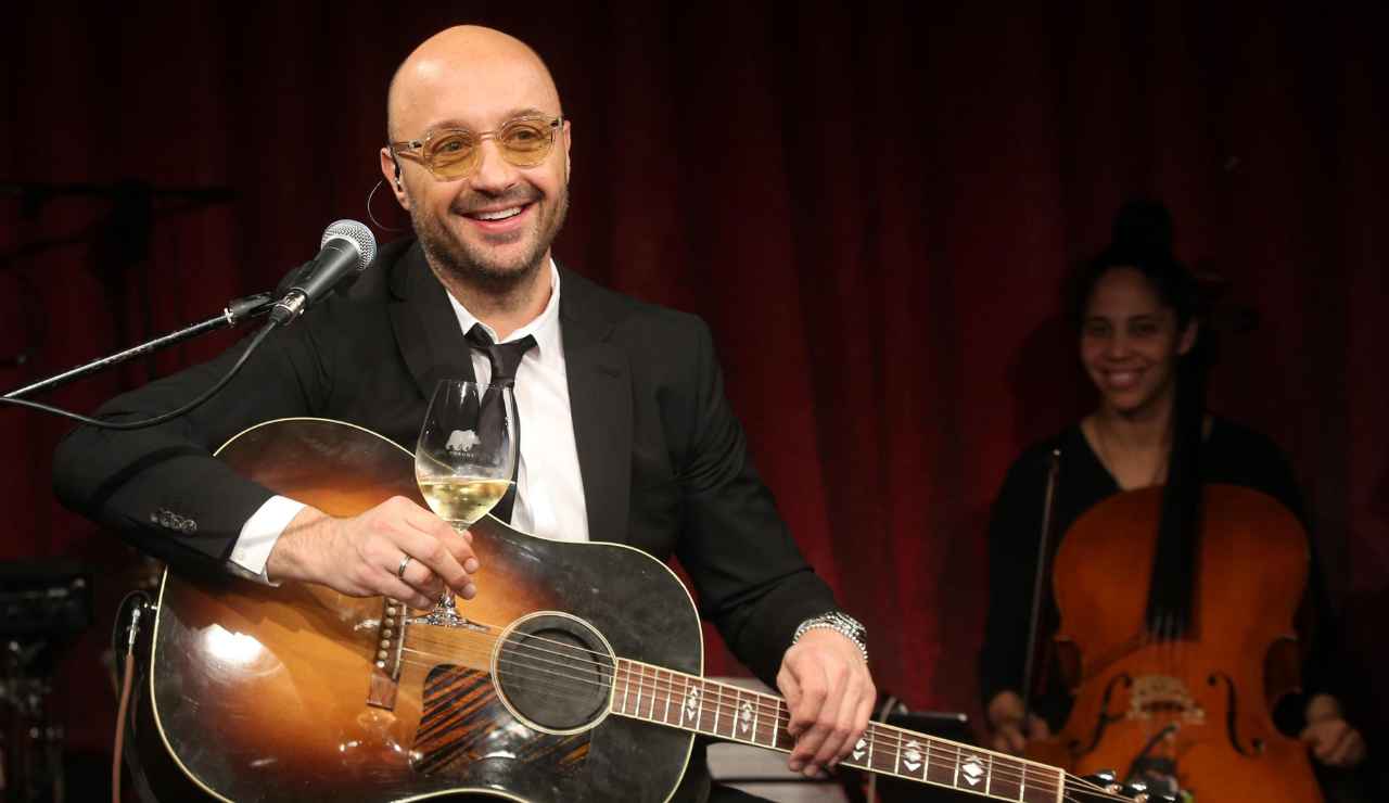 Joe Bastianich con un ex di Uomini e Donne - iFood.it (Fonte foto Ansa)