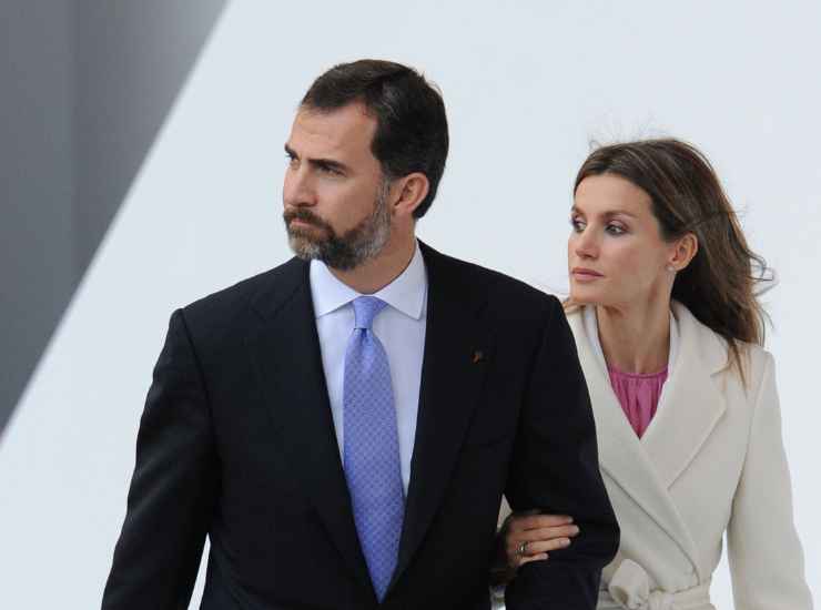 Letizia di Spagna insieme a un altro - iFood (Fonte Ansa Foto)