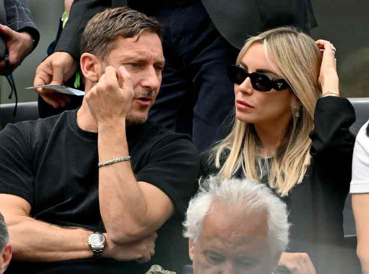 Francesco Totti su Mariluisa Jacobelli - iFood (Fonte Ansa Foto)