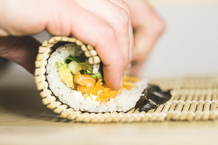 sushi preparazione