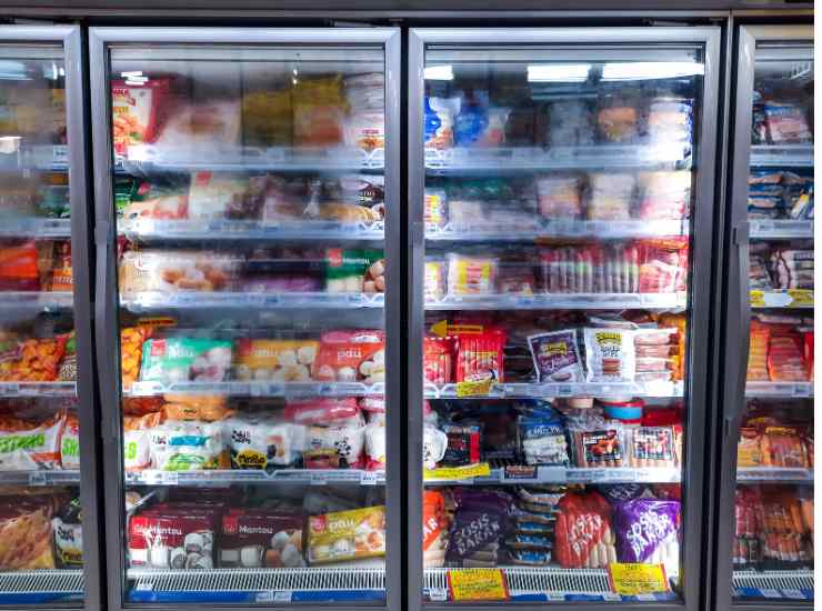 Allarme cibo nel banco freezer - iFood.it (Fonte foto Canva)