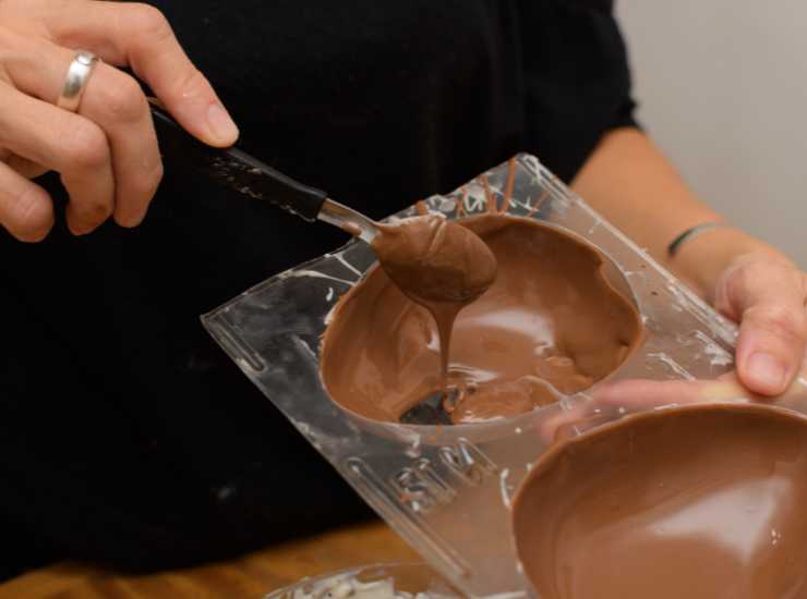 Uovo di cioccolato fatto in casa - iFood.it (Fonte foto Canva)